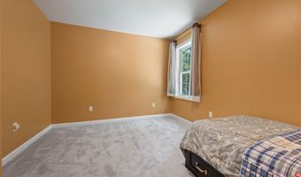 805 Pucker St, Coventry, CT 06238