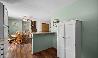 923 Hillside Dr, Amherst, OH 44001