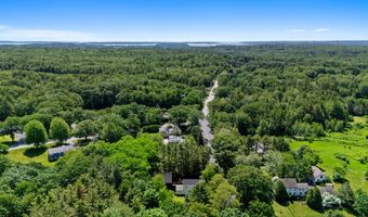 259 Falmouth Rd, Falmouth, ME 04105