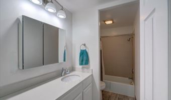 6405 Bridge Rd 201, Madison, WI 53713