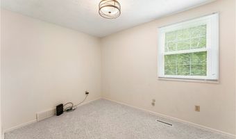 3827 Nautilus Trl, Aurora, OH 44202