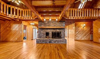 388 Patty Rd, Benton, TN 37307