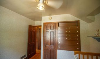 716 S Jones St, Algona, IA 50511