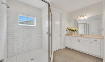 5305 WISHING ARCH Dr, Apollo Beach, FL 33572