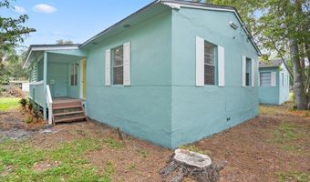 83 LEWIS St, Atlantic Beach, FL 32233