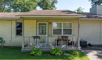 1005 N St, Barling, AR 72923