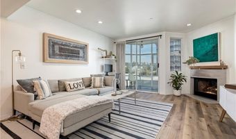 171 N Church Ln 617, Los Angeles, CA 90049