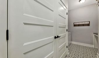724 E Park Pl, Andover, KS 67002