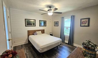 2002 Chouteau Ave, Baxter Springs, KS 66713