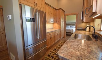 8694 Meadow Creek Rd, Bonners Ferry, ID 83805