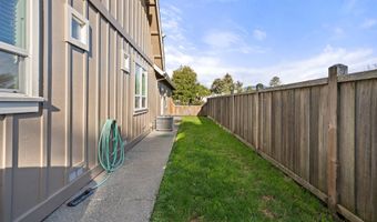 7208 EDGE CLIFF Dr, Brookings, OR 97415