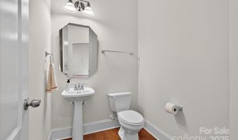 6615 Springs Mill Rd, Charlotte, NC 28277