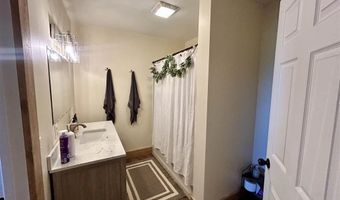 2303 Lane 40, Basin, WY 82410