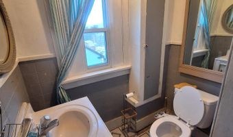 1318 14th Ave, Altoona, PA 16601