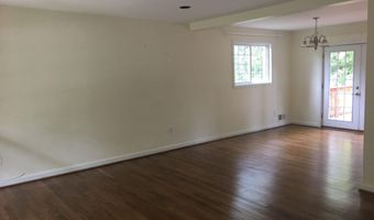 7821 CAYUGA Ave, Bethesda, MD 20817