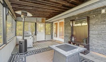 33 Tanglewood Dr, Alloway, NJ 07422