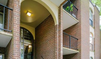 3376 WOODBURN Rd 24, Annandale, VA 22003