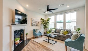 855-2 Dipper Ln, Aurora, OH 44202