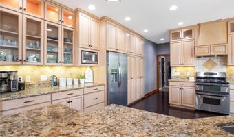 72315 Grey Fawn Dr, Albert Lea, MN 56007