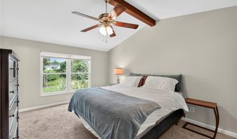 416 Harvest Hill Ct, Ballwin, MO 63021