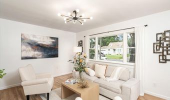 35 WALDRON Rd, Allentown, NJ 08501