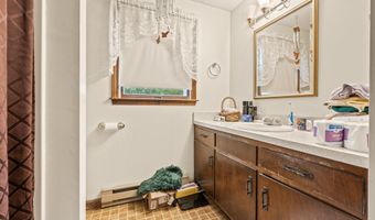 66 Claire St, Bristol, CT 06010