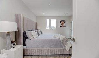 2153 S West View St, Los Angeles, CA 90016