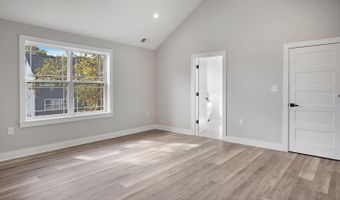 38 Watts Ave, Barnegat, NJ 08005