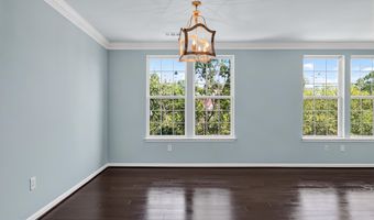 4950 BRENMAN PARK Dr 308, Alexandria, VA 22304