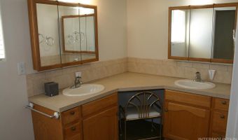 723 Raindrop Dr, Chubbuck, ID 83202