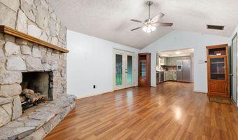 517 Spring Mill Rd, Anderson, IN 46013