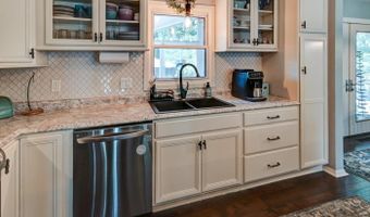 4101 Donald Dr, Madison, WI 53704