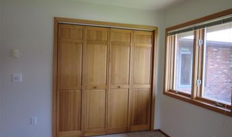 100 McCullough Dr, Cody, WY 82414