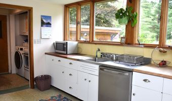 26 Woodland Dr, Barre, VT 05641