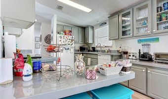 650 Tulip Cir W, Auburndale, FL 33823