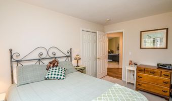 91 Wild View Dr, Bartlett, NH 03812