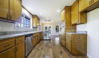 938 Cypress Point Loop, Ashland, OR 97520