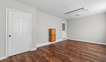 137 Langston Ln, Beebe, AR 72012