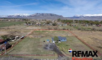 21 Sunburst Dr, Cody, WY 82414