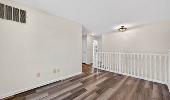 8040 Maple Stream Blvd, Indianapolis, IN 46217