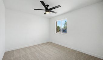602 E OSAGE Ave, Apache Junction, AZ 85119