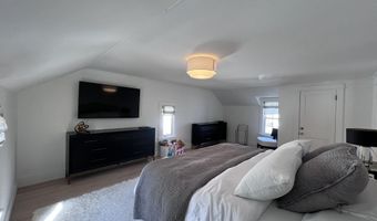 66 Howard St, Bangor, ME 04401