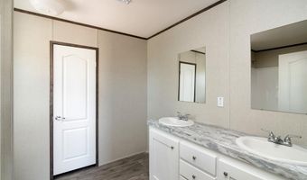 101 Texas Ave, Keene, TX 76059