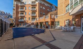 23 PIERSIDE Dr 229, Baltimore, MD 21230