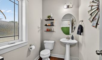 1205 S 12th St, Adel, IA 50003
