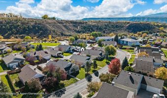 321 Columbine Dr, Rifle, CO 81650
