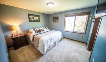 426 Creek Ave, Delano, MN 55328
