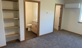 300 N JELLISON St, Amity, OR 97101