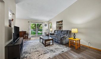 4376 Arden View Ct, Arden Hills, MN 55112