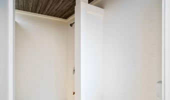 322 Third St, Beach Haven, NJ 08008